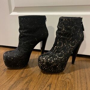 Alice + Olivia Black Ponyhair Platform Ankle Boots